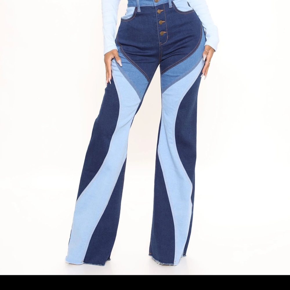 Patchwork Flare Jeans Darkwash/Medium wash/ light wash size 9